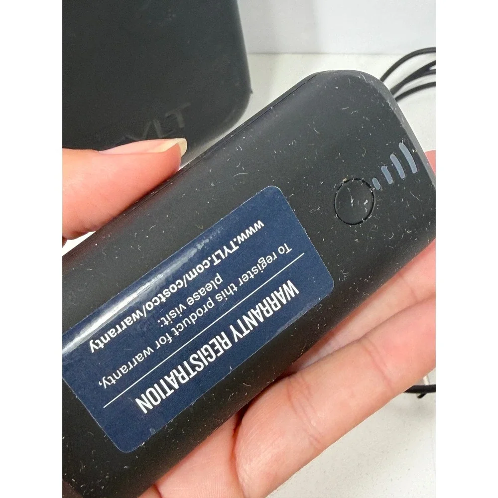 TYLT 5200mAh‎ Portable Power Bank External Battery WA-15TPP5200 Black with Case